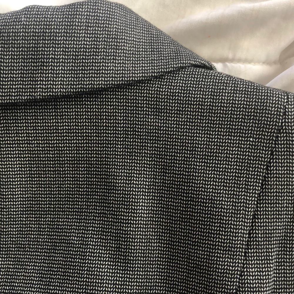 ๐ H&M Blazer - Picture 2 of 3